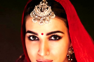 Kriti Sanon's Meena Kumari Biopic Delayed AGAIN, Manish Malhotra Film To Go On Floors In 2025? Know Here