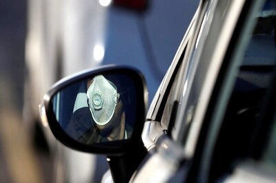 Police in Delhi's Dwarka Launch Free Cab Service for Senior Citizens, Women Amid COVID-19 Lockdown