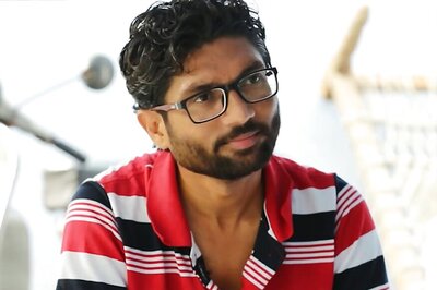 Jignesh Mevani Booked for Defaming School by Sharing 'Fake' Video Tweet
