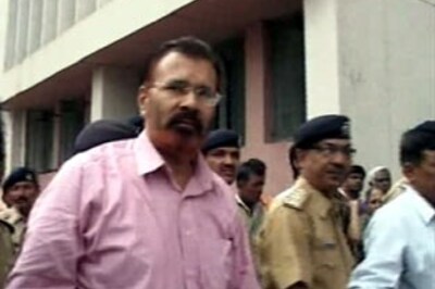 Gujarat to probe Ishrat fake encounter case