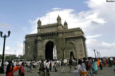 Fire outside Vashi railway station in Navi Mumbai