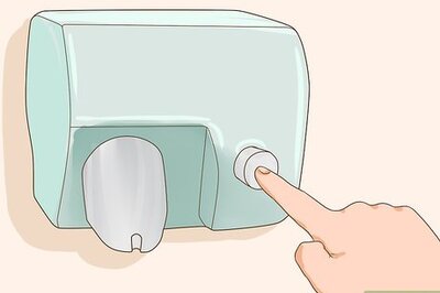 How to Dry Your Hands in a Public Bathroom