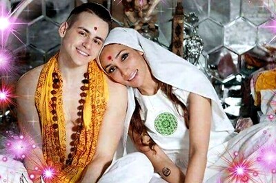 Former Bigg Boss Contestant Sofia Hayat’s Ex-husband Turns Out to be Con Man, Model Divulges Details