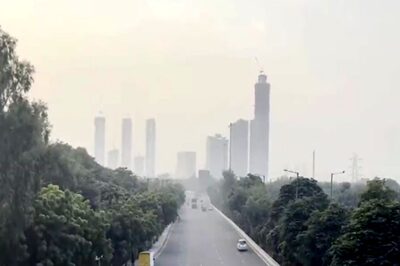 Stubble Burning Season is Back, So Is Poor Air For Delhi-NCR; AQI Plunges to 'Poor' Category