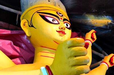 Durga Puja: Bengal Mandates Spacious Pandals, Bans ‘Immersion Carnival’, Cultural Programmes