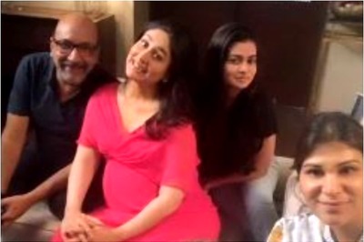 'Waiting to Pop': Kareena Kapoor Khan's Pregnancy Glow is Unmissable in This Pic