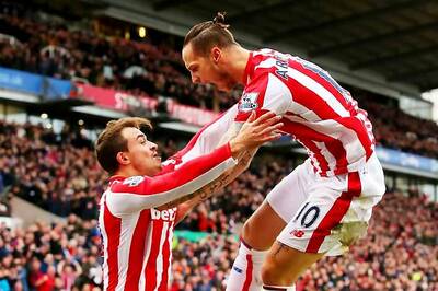 Marko Arnautovic nets twice as Stoke stun Manchester City 2-0 in Premier League