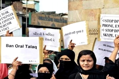 US-based Indian Surgeon Abandons Wife in Bengaluru, Sends Her Triple Talaq on WhatsApp