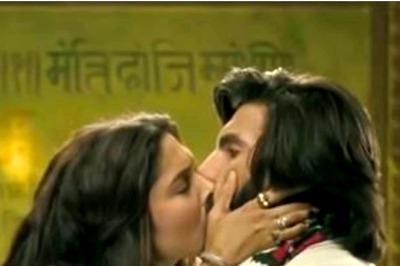 Ranveer Singh and Deepika Padukone 'Were Lost In The Moment' During Ram Leela Kissing Scene