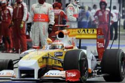 Renault F1 team cleared to race in Valencia