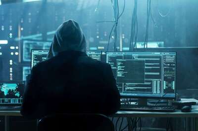 Mumbai Woman Alleges Hackers Conspiring to Break Her Marriage Using Social Media Chats; FIR Registered