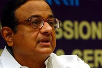 Chidambaram to meet 4 CMs for unity against Naxals