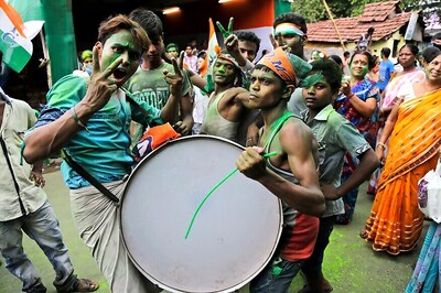 In Mamata Landslide, Left-Congress Stare at Oblivion; BJP Sees a Silver Lining