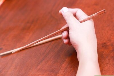 How to Hold and Eat with Chopsticks (Plus, Some Handy Table Etiquette)