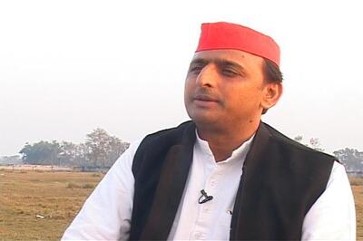 Contribution of all communities must for progress, says Akhilesh Yadav
