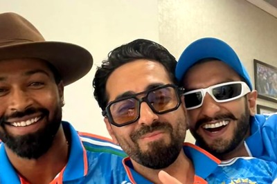 Ranveer Singh, Ayushmann Khurrana And Hardik Pandya Share A Light-Hearted Moment At World Cup Final