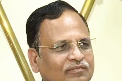 Delhi Court Stays Proceedings in Money Laundering Case Against AAP Minister Satyendar Jain