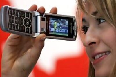 Soccer mania to kickstart mobile TV