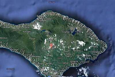 Bali: Passenger plane skids off runway into sea, no casualties