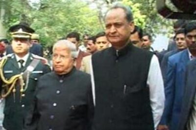 Gehlot constitutes Cabinet, 13 ministers take oath