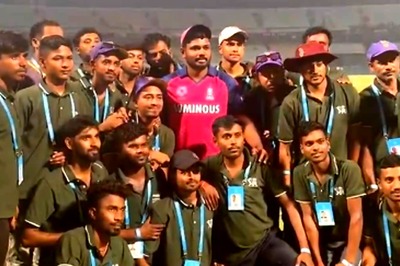 WATCH: Rajasthan Royals Skipper Sanju Samson's Heartwarming Gesture With Ground Staff