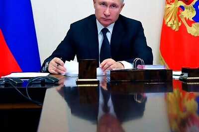 Russia Cuts Size Of COVID-19 Vaccine Study, Stops Enrollment