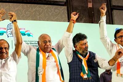Karnataka Polls: Congress Asks 'Leading' Candidates to Reach Bengaluru