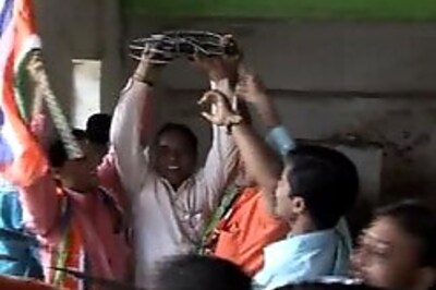 Amar Singh files FIR against Raj Thackeray | 'Raj is a devil'