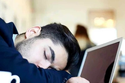 Feeling Sleepy During Work Hours? Well, Here're 3 Tips That May Help a Great Deal