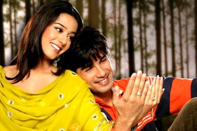 Shahid Kapoor Calls Out FAKE Rumours After Kareena Kapoor Break Up in Viral Video: 'Amrita Rao and I...'