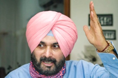 Navjot Singh Siddhu Joins Guest Teachers Protest in Delhi Demanding Full-time Job, Salary Raise