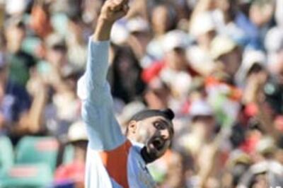 Bhajji's monkey menace: Row starts from a scratch