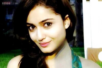 Bengali actress Tridha Choudhury to star with Manchu Vishnu in Telugu remake of 'Arima Nambi'