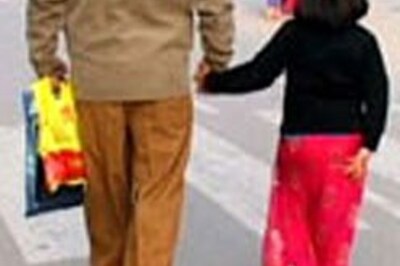 UK man jailed for fathering 7 children by daughters