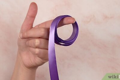 How to Tie a Hair Bow