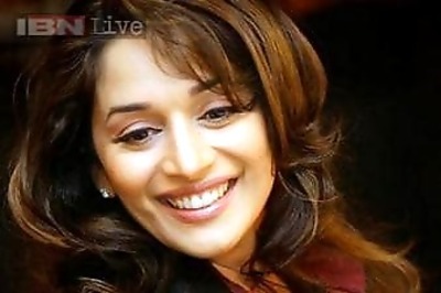 Happy Holi! Hrithik Roshan, Madhuri Dixit, Amitabh Bachchan wish fans on Twitter