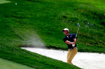 Finau, Palmer share early lead at Memorial as Tiger hangs on