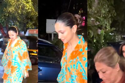 Deepika Padukone Keeps It Fresh In A Co-ord Set As She Step Out For Dinner With Mommy Ujjala Padukone
