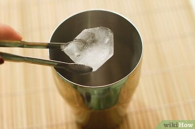 How to Make a Dancing Queen Cocktail