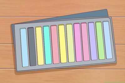 How to Chalk Dye Your Hair