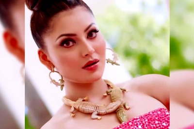 Urvashi Rautela’s Team Claims Her Crocodile Necklace Is Worth Rs 276 Crore Amid Fake Debate