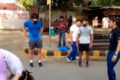 Dumbbells, Neck Plank and Stretching: Protesting Wrestlers Turn Jantar Mantar into Training Centre