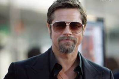 Brad Pitt in talks for Sherlock Holmes sequel