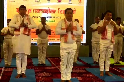 Surya Namaskar on Makar Sakranti: 1 Cr Expected to Take Part in Programme; Yoga Gurus to Share Tips