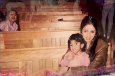 When Janhvi Kapoor Wouldn't Share Mumma Sridevi's 'Huggies' with Kid Sister Khushi