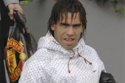 Tevez to leave West Ham after deal with agent