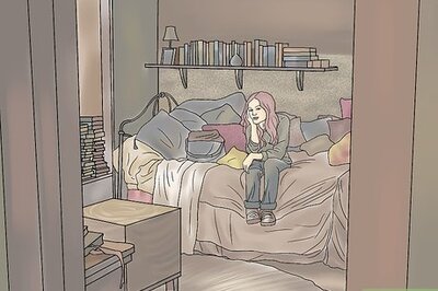 How to Decorate Your Bedroom Like Aria Montgomery's from Pretty Little Liars