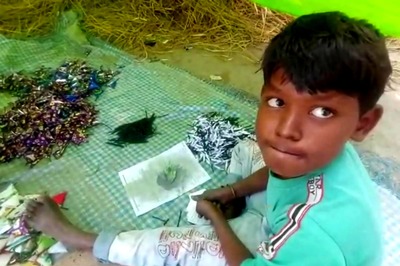 Ahead of Diwali, Children Caught on Camera Making Firecrackers in UP’s Barabanki