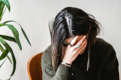 6 Warning Signs That Can Trigger Fear Of Abandonment And Tips To Overcome Them