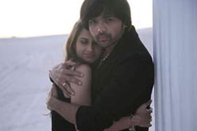 Karzzzz's curse? Now Himesh catches sunstroke